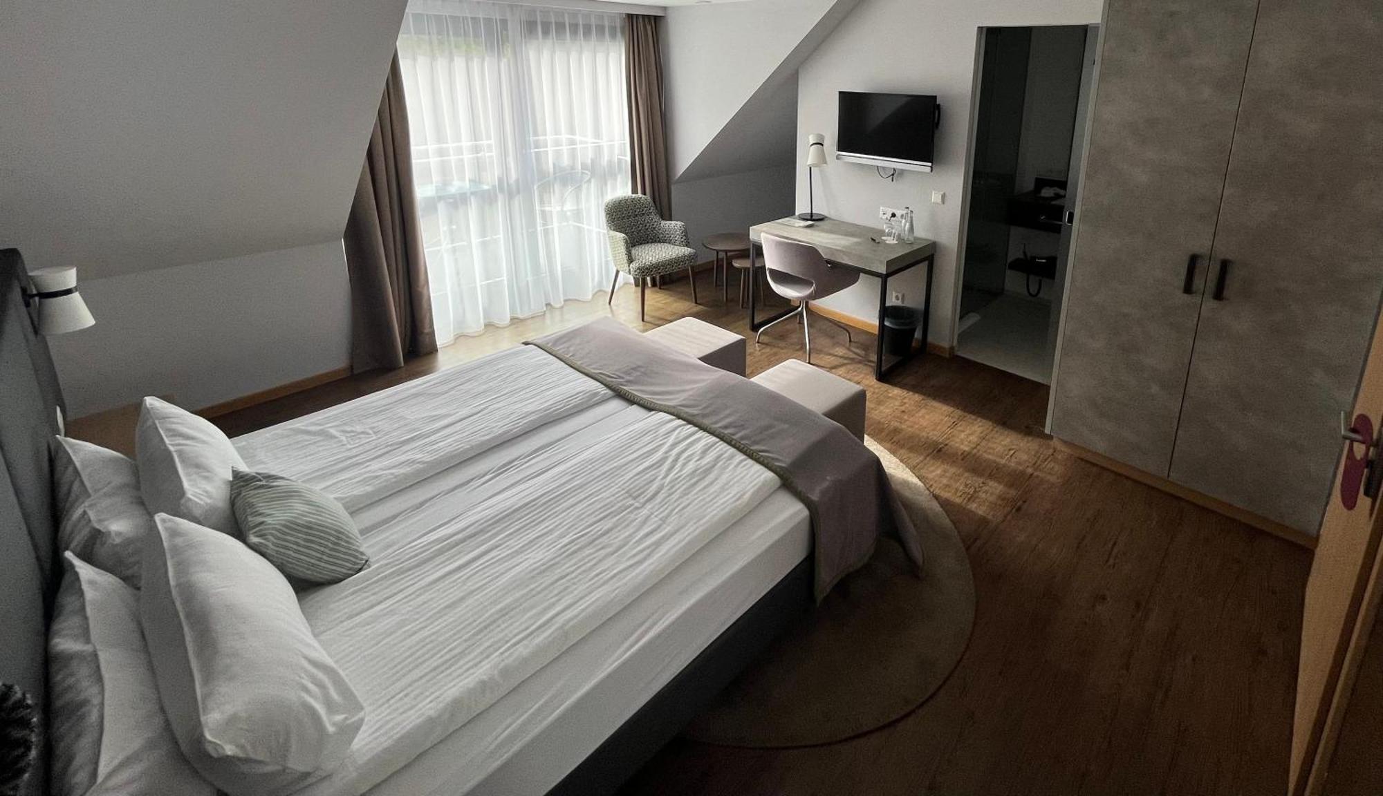 Hotel Am Markt Випперфюрт Экстерьер фото